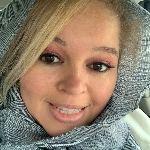 Meet your Posher, Rochelle - Picture 5 of 16